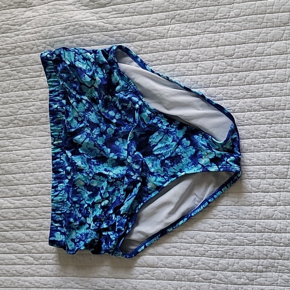 Two Piece Bikini - Picture 3 of 11